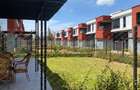 4 Bed House with En Suite in Membley - 2