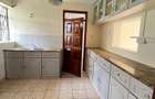 4 Bed Townhouse with En Suite at Galleria - 5