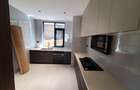 5 Bed Townhouse with En Suite at Lavington - 4
