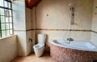 5 Bed Villa with En Suite in Lavington - 18
