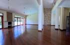 4 Bed Villa with En Suite in Runda - 11