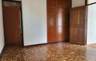 5 Bed Townhouse with En Suite in Nyari - 13