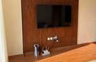 Serviced 2 Bed Apartment with En Suite at Riverside Drive - 10