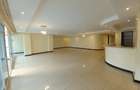 Serviced 3 Bed Apartment with En Suite in Riverside - 13