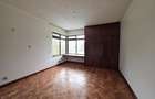 5 Bed House with En Suite in Muthaiga - 12