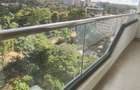 3 Bed Apartment with En Suite at Riverside - 7