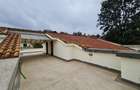 4 Bed Townhouse with En Suite at Brookside Drive - 13