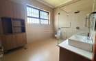 6 Bed House with En Suite in Loresho - 7