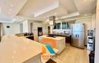 Furnished 3 Bed Apartment with En Suite in Riverside - 5