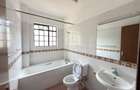 Serviced 3 Bed Apartment with En Suite in Spring Valley - 9