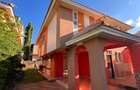 4 Bed House with En Suite at Coca-Cola - 1