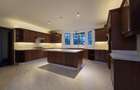 5 Bed House with En Suite in Nyari - 4