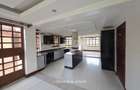 5 Bed House with Swimming Pool in Runda - 3