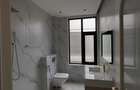 5 Bed Townhouse with En Suite at Lavington Green - 8