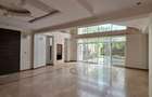5 Bed Townhouse with En Suite at Lavington Green - 18