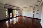 5 Bed Townhouse with En Suite in Runda - 5