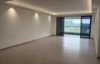 3 Bed Apartment with En Suite in Spring Valley - 16