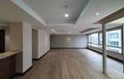 3 Bed Apartment with En Suite at Parklands Rd - 5