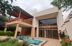4 Bed Townhouse with En Suite in Lavington - 17