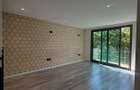 5 Bed Villa with En Suite in Lavington - 11