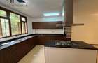 3 Bed Apartment with En Suite at Riverside Drive - 15