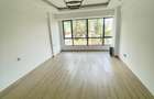 Serviced 2 Bed Apartment with En Suite in Westlands Area - 6