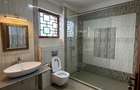 5 Bed Townhouse with En Suite in Lavington - 11