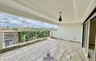 3 Bed Apartment with En Suite at Riverside Dr - 1