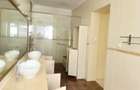 4 Bed Townhouse with En Suite at Riverside Drive - 17