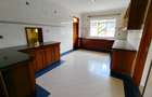 3 Bed Apartment with Parking in Riverside - 17