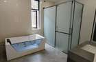 5 Bed Villa with En Suite in Lavington - 11