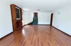 6 Bed House with En Suite in Gigiri - 16