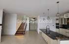4 Bed Apartment with En Suite in Spring Valley - 3