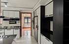 5 Bed House with En Suite in Runda - 4