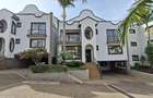 5 Bed Townhouse with En Suite in Westlands Area - 1
