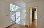 5 Bed Townhouse with En Suite in Lavington - 13