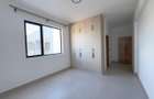 3 Bed Apartment with En Suite in Brookside - 8