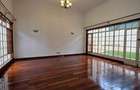 4 Bed Villa with En Suite in Kyuna - 8