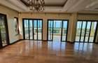 3 Bed Apartment with En Suite in Riverside - 11