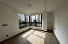 3 Bed Apartment with En Suite in Riverside - 14