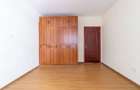 1 Bed Apartment with En Suite at Mugoiri Road - 6