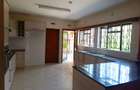 5 Bed Townhouse with En Suite in Nyari - 15