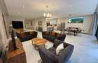 Furnished 4 Bed Apartment with En Suite in Spring Valley - 2