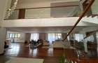 5 Bed House with En Suite in Runda - 2
