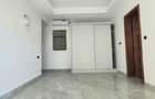 3 Bed Apartment with En Suite at 1St Ave - 16