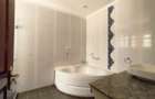 4 Bed Villa with En Suite in Kyuna - 18