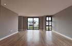 4 Bed Villa with Swimming Pool in Runda - 3