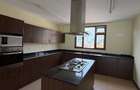 3 Bed Apartment with En Suite at Riverside Drive - 3