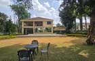 5 Bed House with En Suite at Whispers Avenue - 2