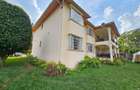 3 Bed Townhouse with En Suite in Spring Valley - 1